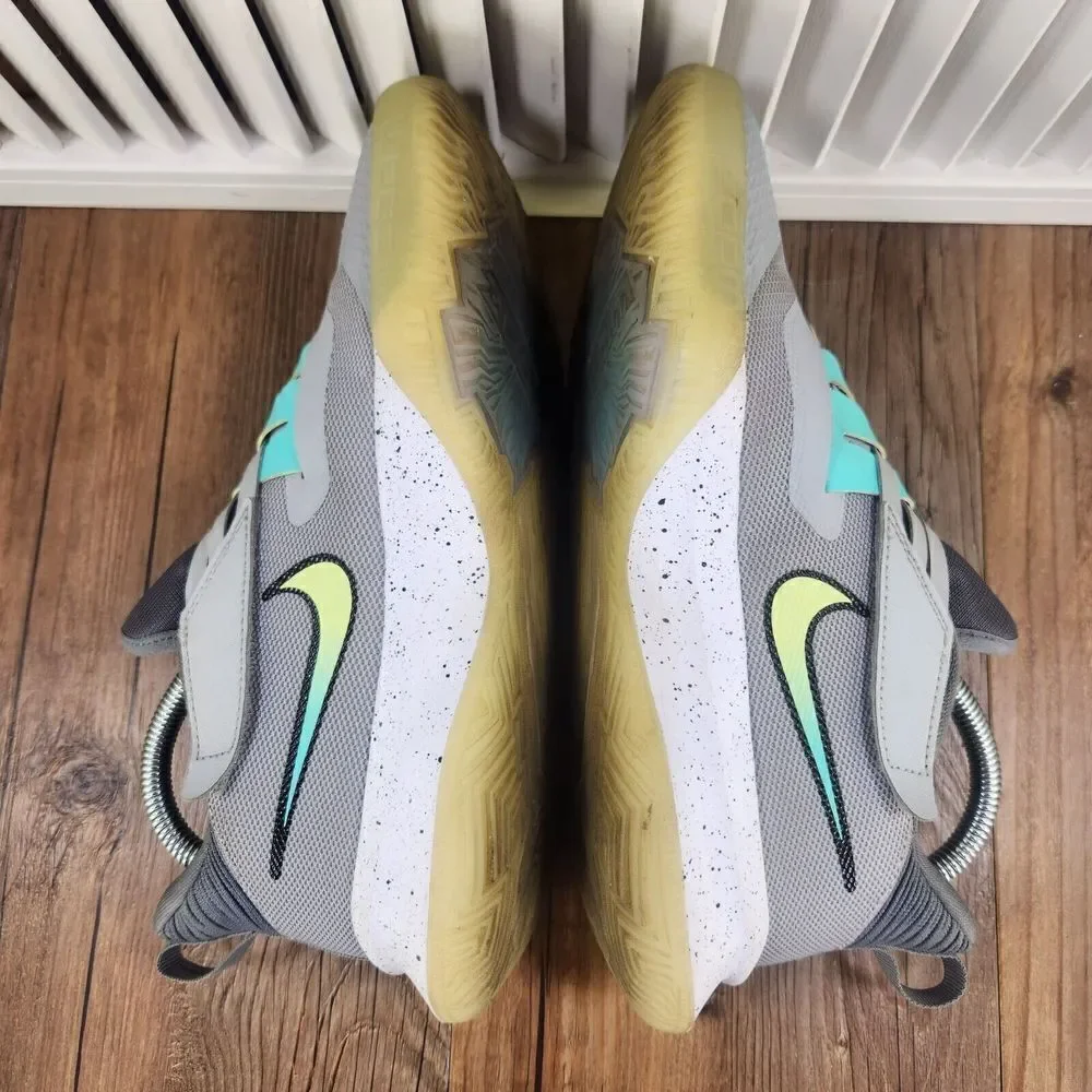 Nike zoom flight